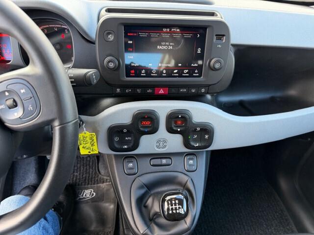 Fiat Panda Cross 1.0 FireFly S&S Hybrid GARMIN