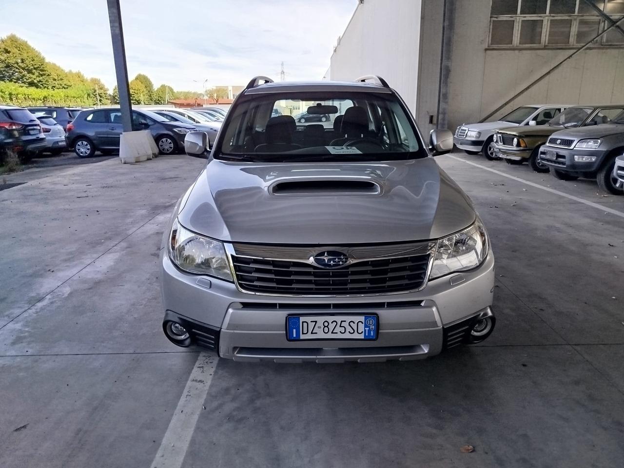 Subaru Forester 2.0d X 6mt