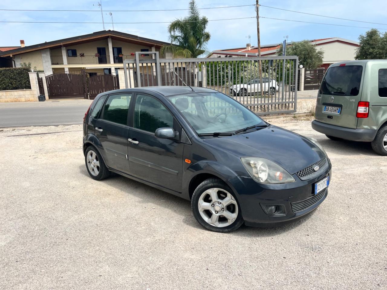 Ford Fiesta 1.4 TDCi 5p. Ghia