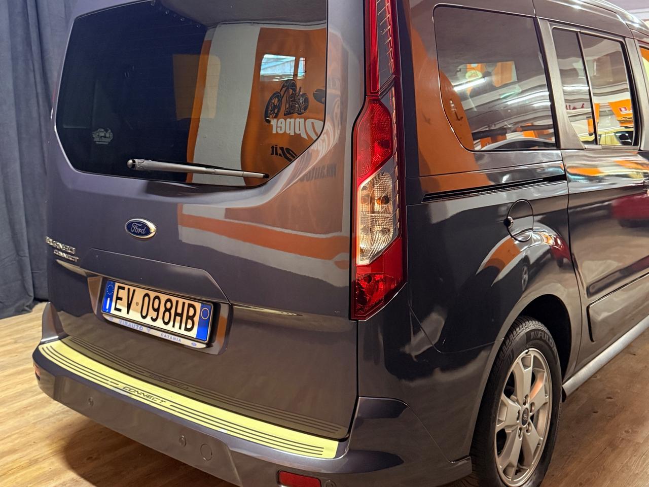 SPETTACOLARE FORD GRAN TOURNEO CONNECT 7 POSTI CON SOLI 77.504 KM