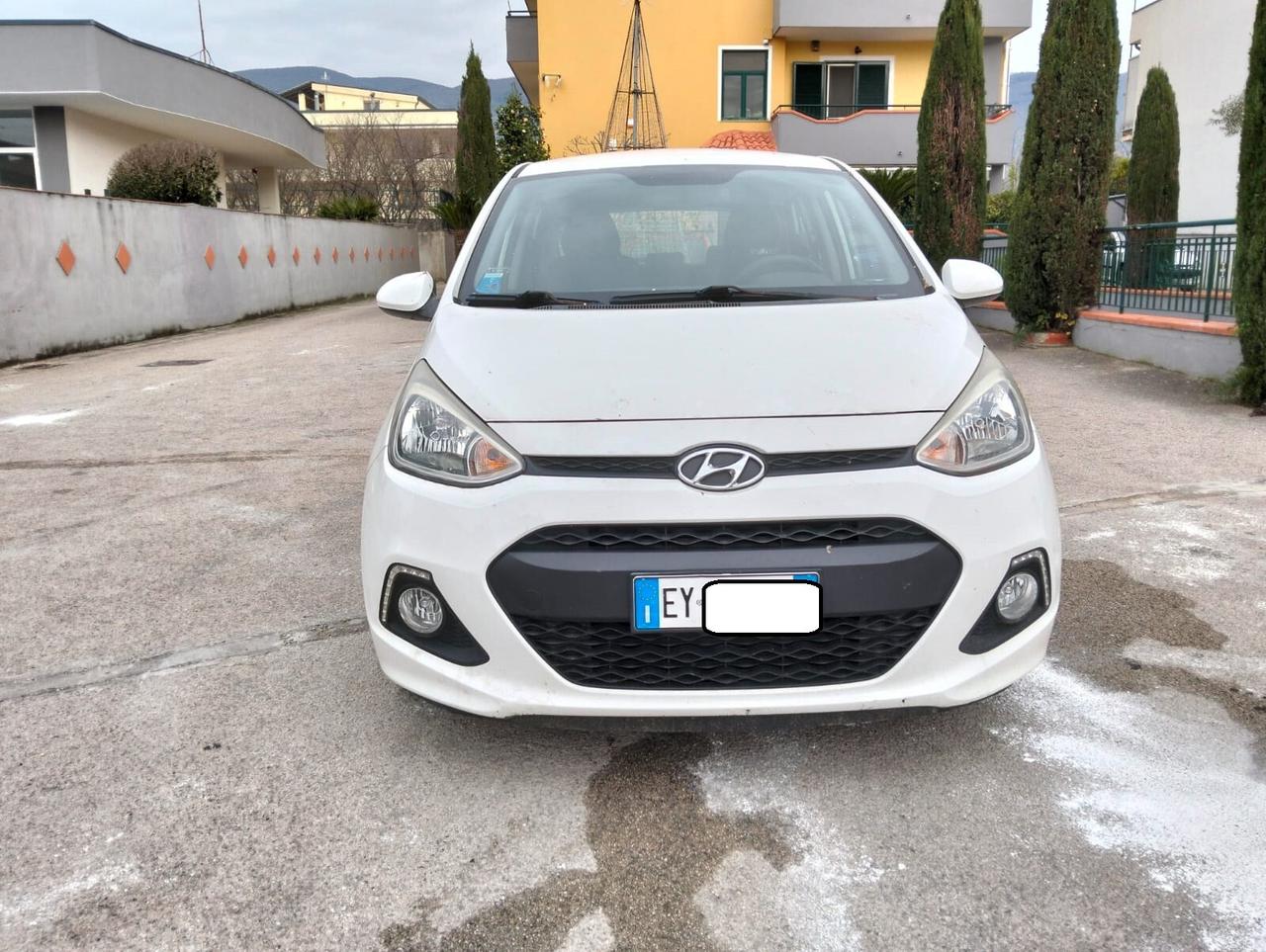 Hyundai i10 1.0 MPI Comfort 2015 "Motore Rotto"