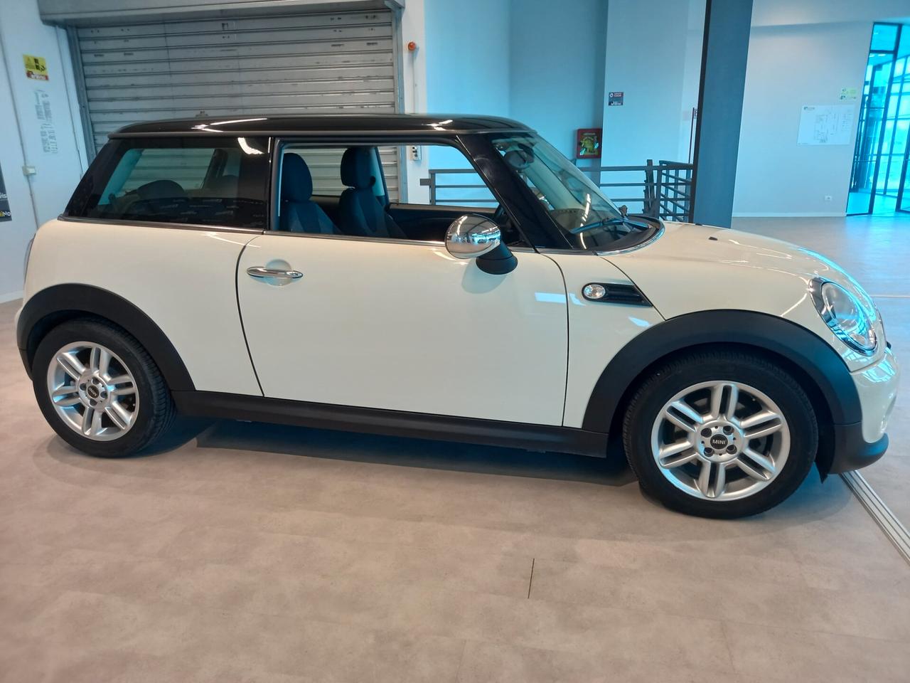 Mini Mini 1.6 16V Cooper D