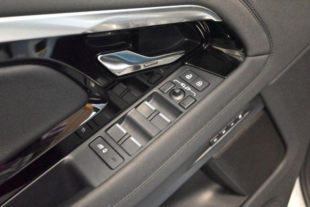 LAND ROVER Range Rover Evoque 2.0 D165 AWD MHEV R-DYNAMIC SE DOP.TET.APR.20"FULL