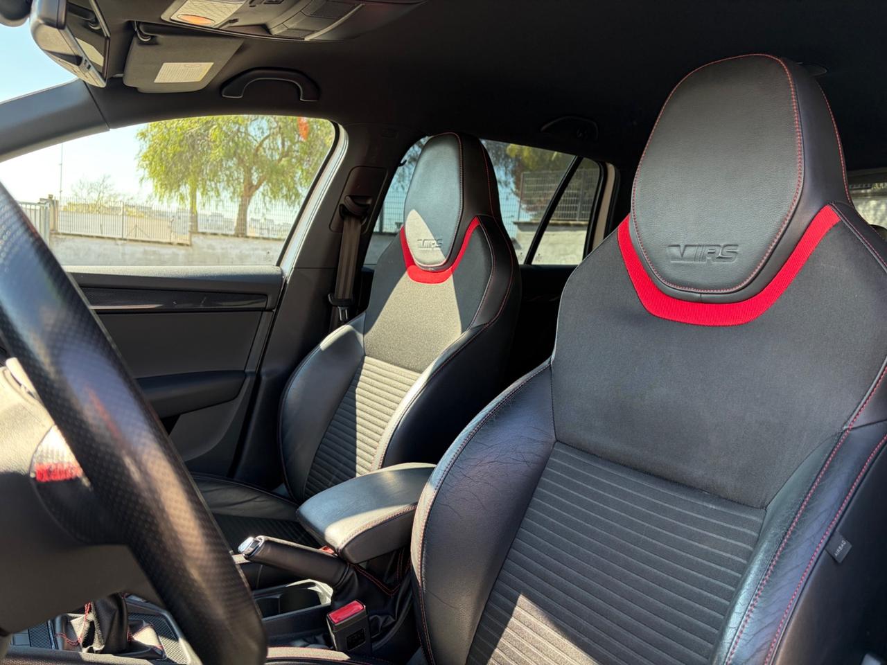 Skoda Octavia 2.0 TDI Wagon RS - 2013 “Bellissima”