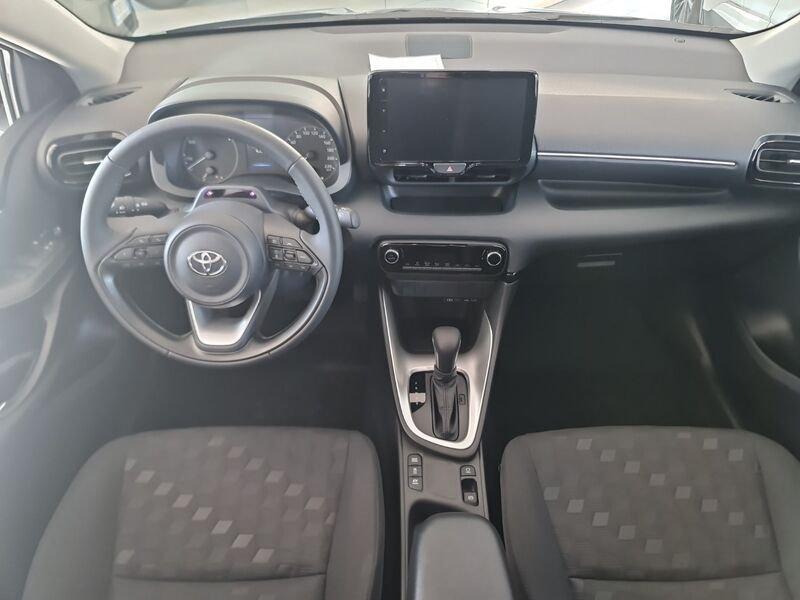Toyota Yaris Hybrid 115
