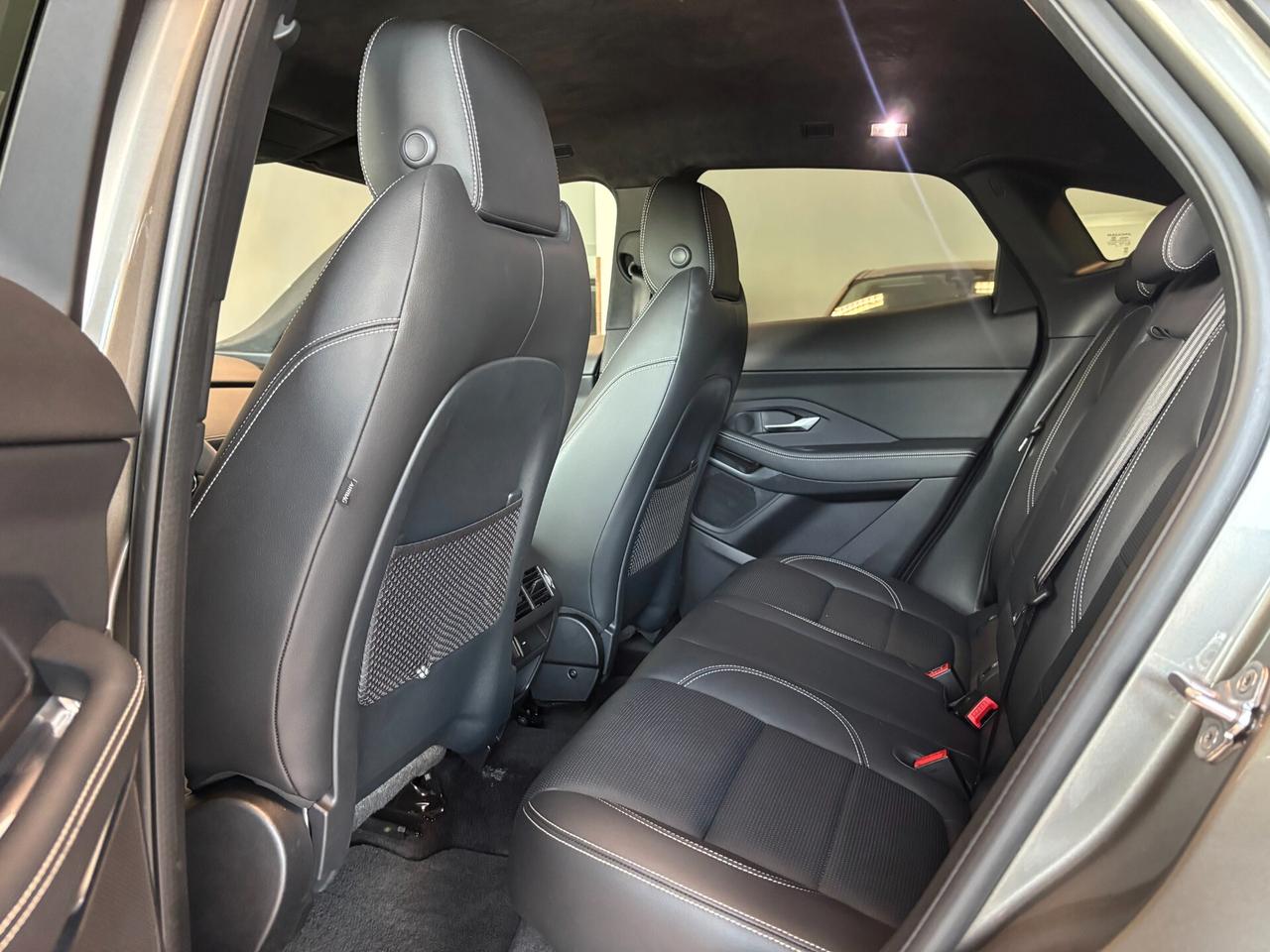 Jaguar E-Pace 2.0d i4 mhev R-Dynamic S awd *TAGLIANDI CERTIFICATI