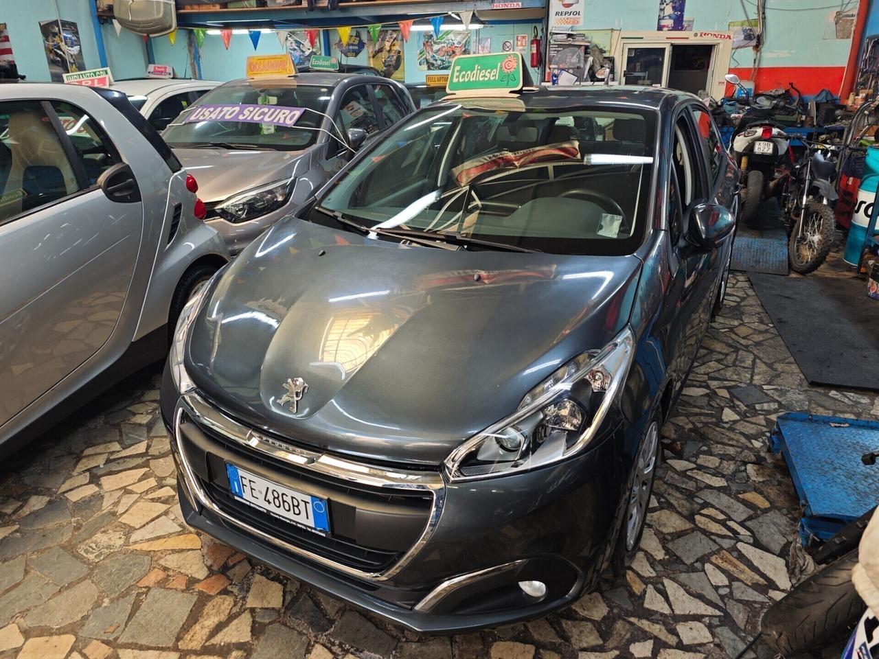 Peugeot 208 BlueHDi 75 5 porte Allure