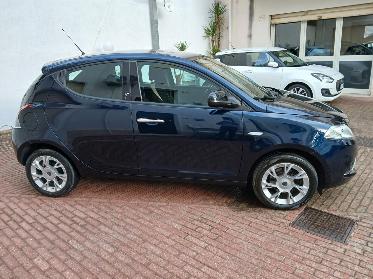 Lancia Ypsilon 1.2 Gold