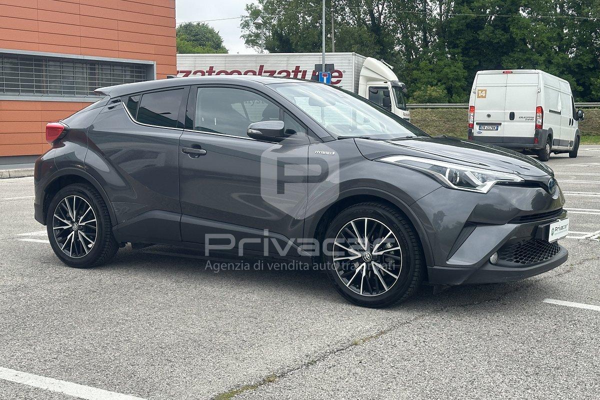 TOYOTA C-HR 1.8 Hybrid E-CVT Trend