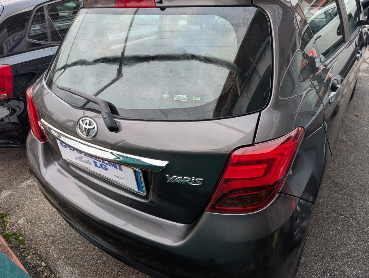 Toyota Yaris 1.0 5 porte Active