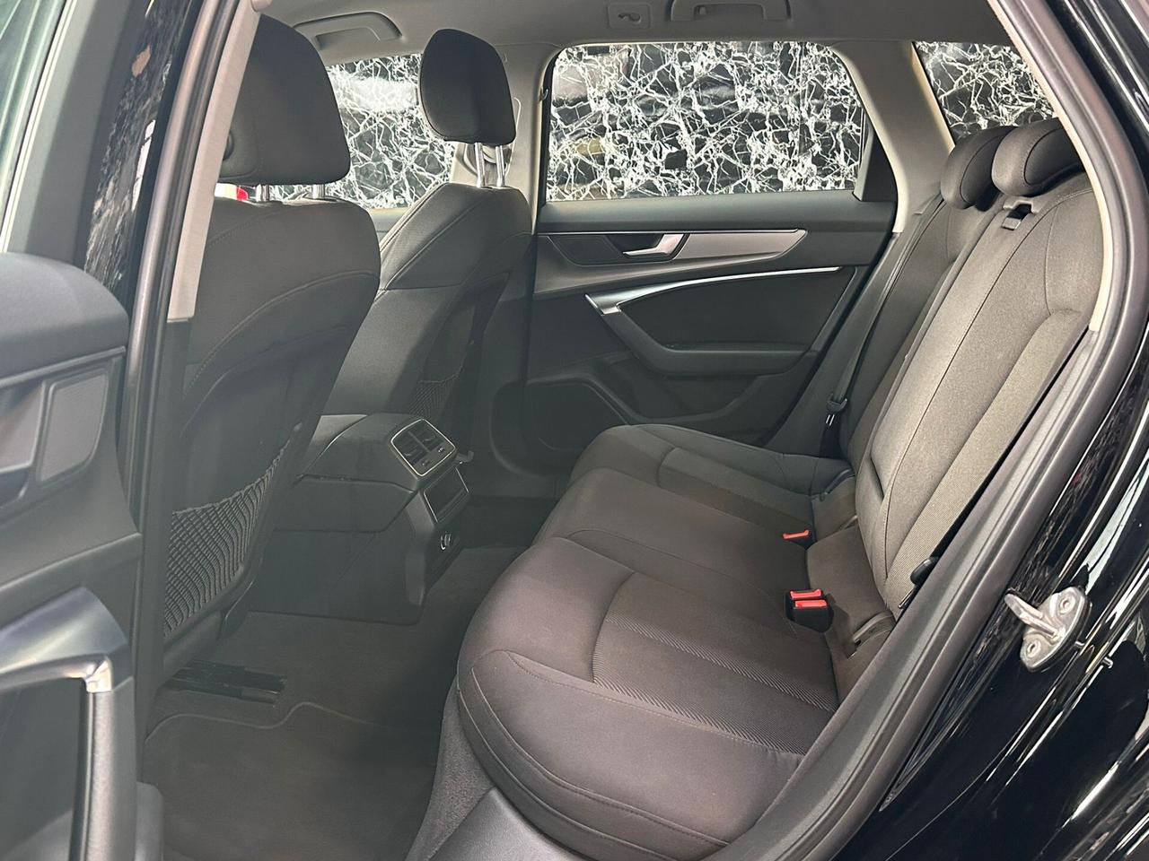 Audi A6 Avant 40 2.0 TDI S tronic Business Design