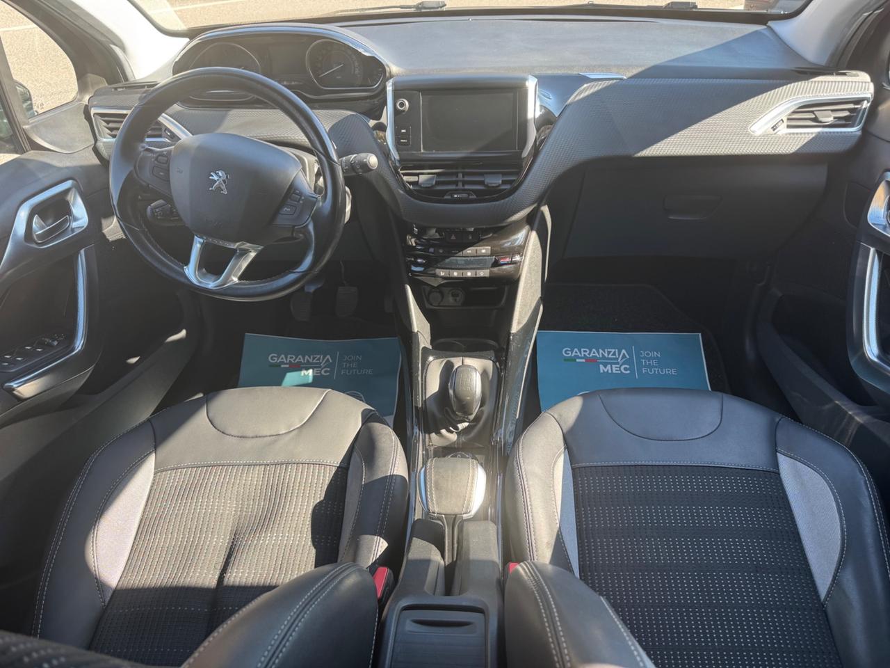 Peugeot 2008 BlueHDi 100 Allure