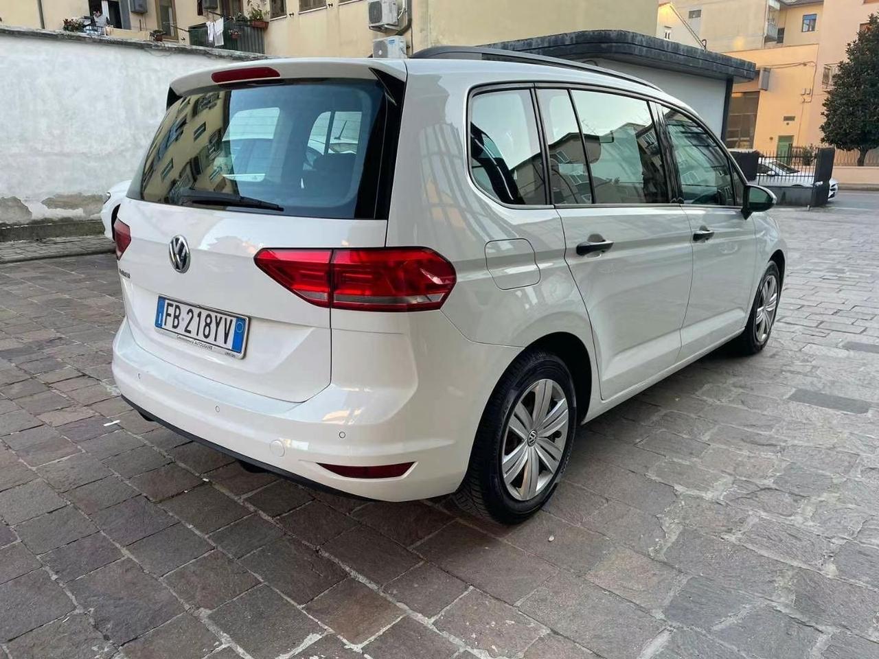 Volkswagen Touran 1.6 TDI BlueMotion 2016