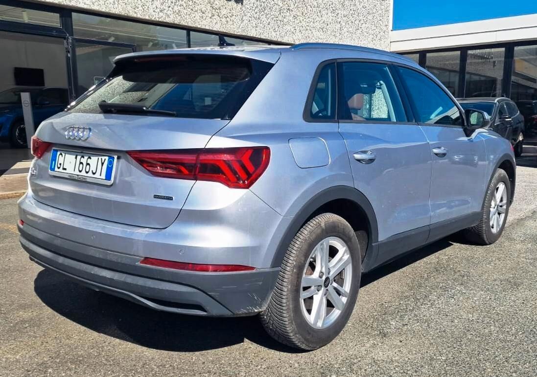Audi Q3 40 TDI quattro S tronic Business Advanced