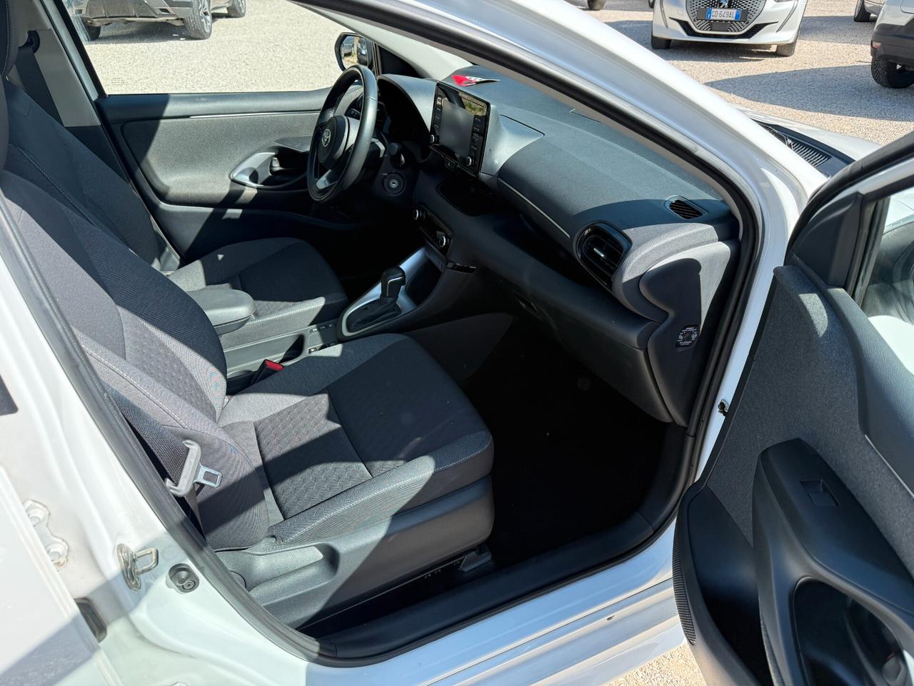 Toyota Yaris 1.5 92cv Hybrid Business N1