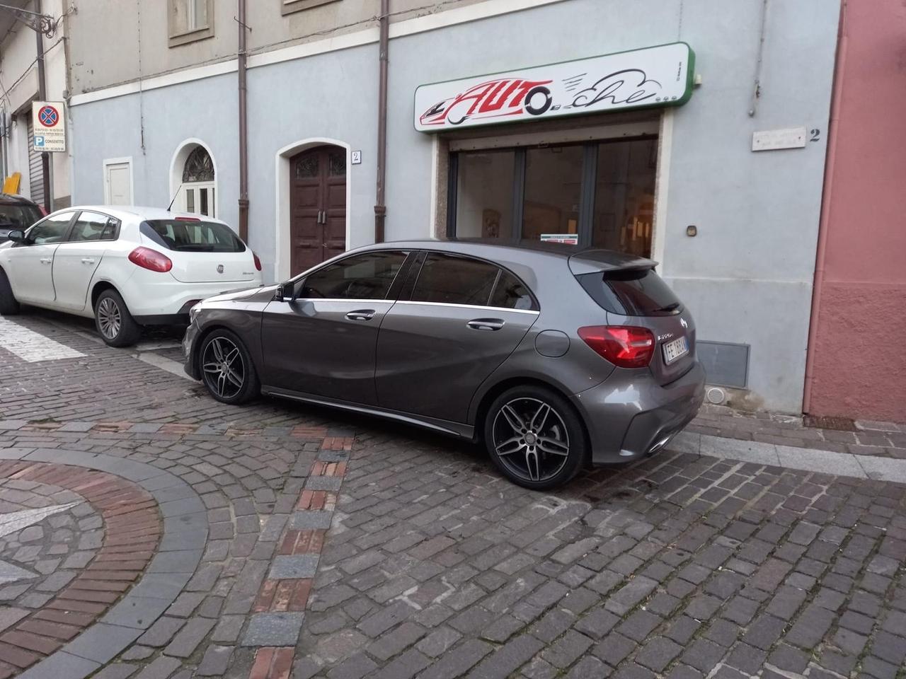 Mercedes-benz A 220 d Automatic Premium