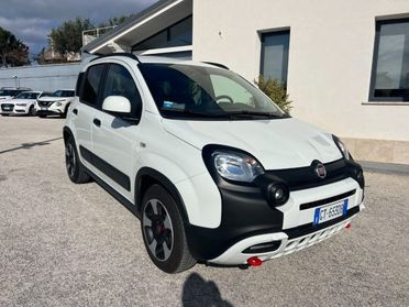 FIAT Panda 1.0 FireFly S&S Hybrid Panda Cross