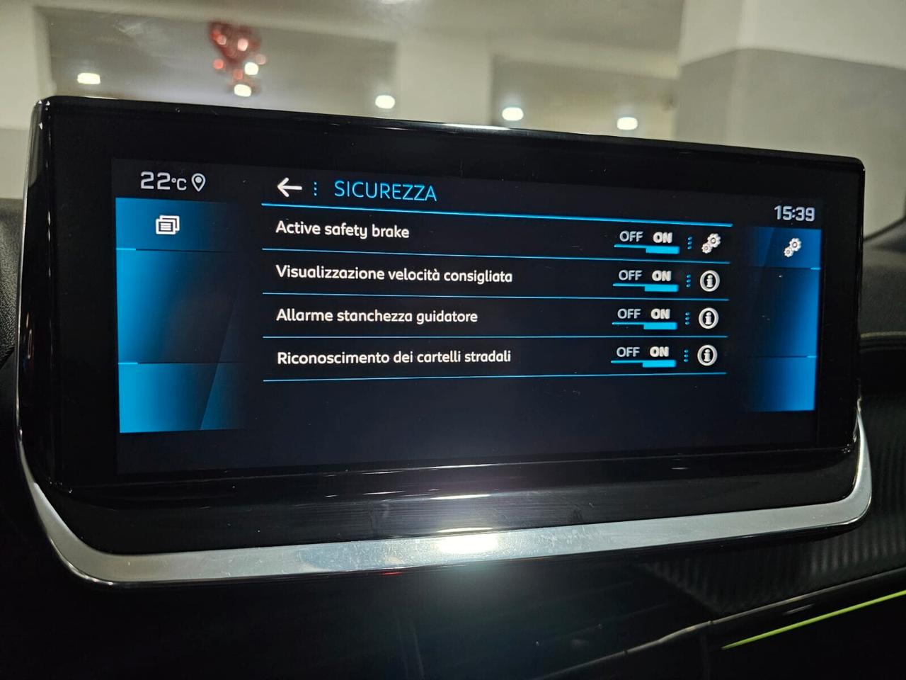 NUOVA PEUGEOT 2008 GT-LINE 1.5 BLUEHDI 131CV EAT8 CAMBIO AUTOMATICO F1