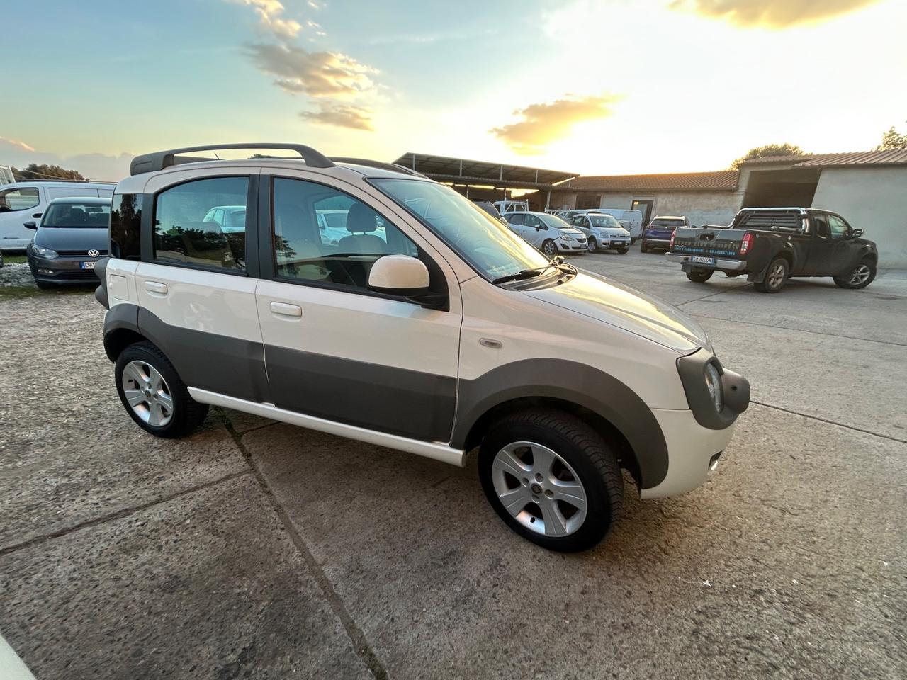 Fiat Panda 1.3 MJT 16V DPF 4x4 Cross