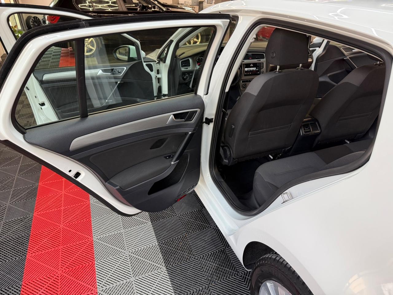 Volkswagen Golf 1.6 TDI DSG - FABIANOAUTO