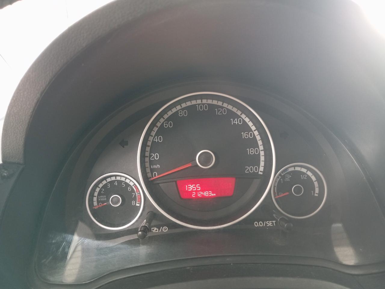 Volkswagen up! 1.0 benz/metano 2014 CON GARANZIA