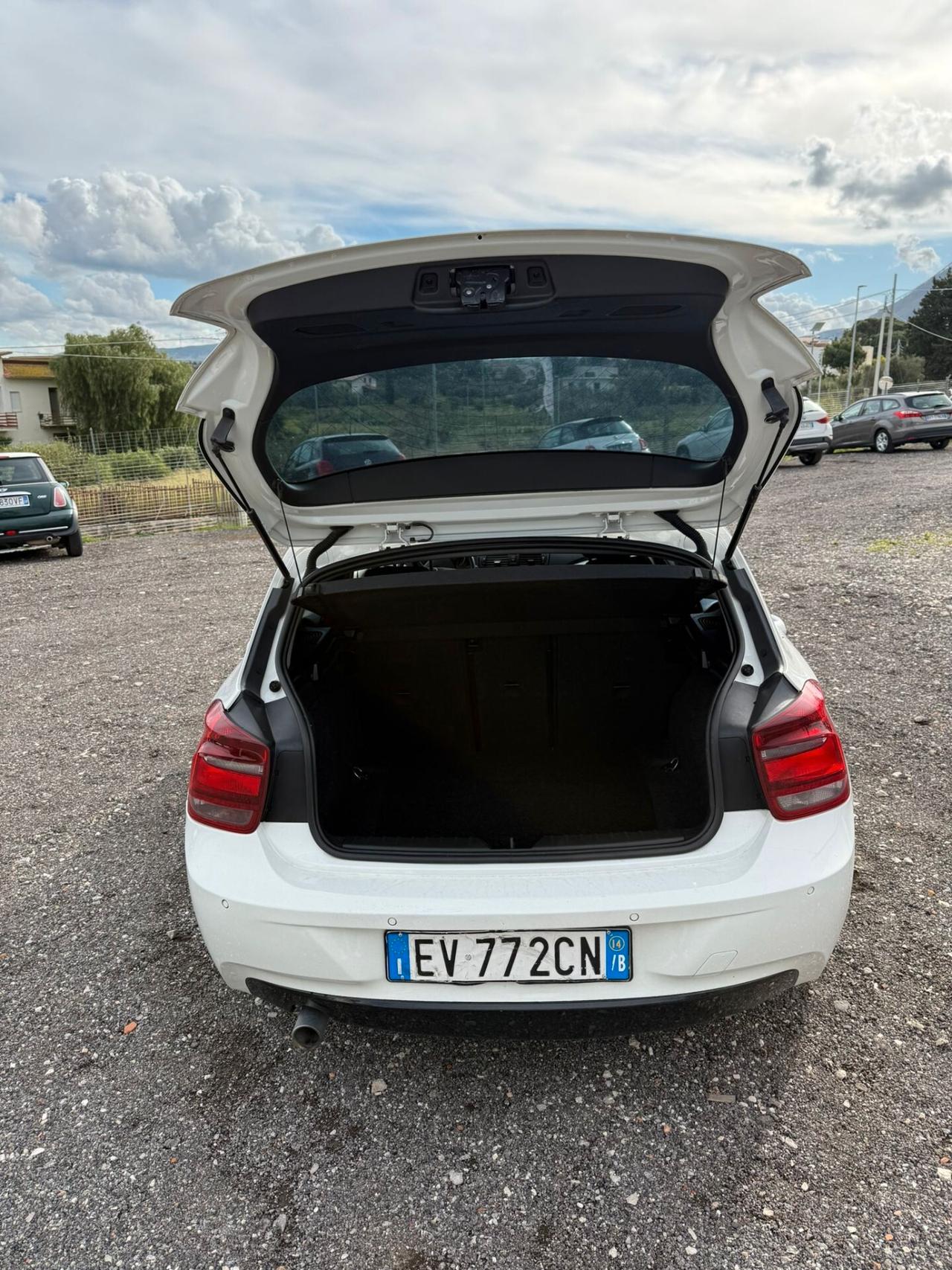 Bmw 120 120d 5p. Msport