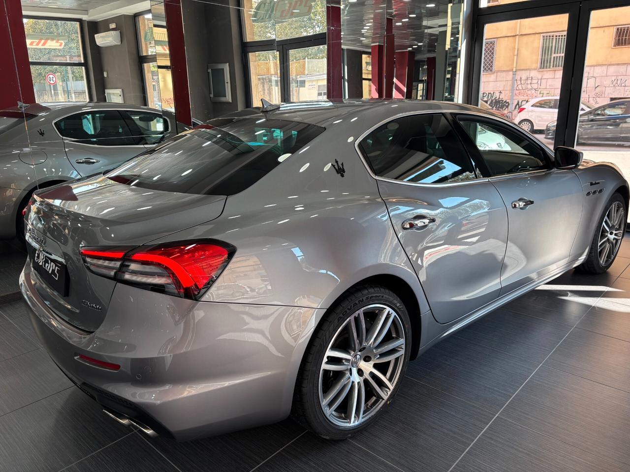 Maserati Ghibli 3.0 V6 Modena 350cv RWD auto ITALIANA
