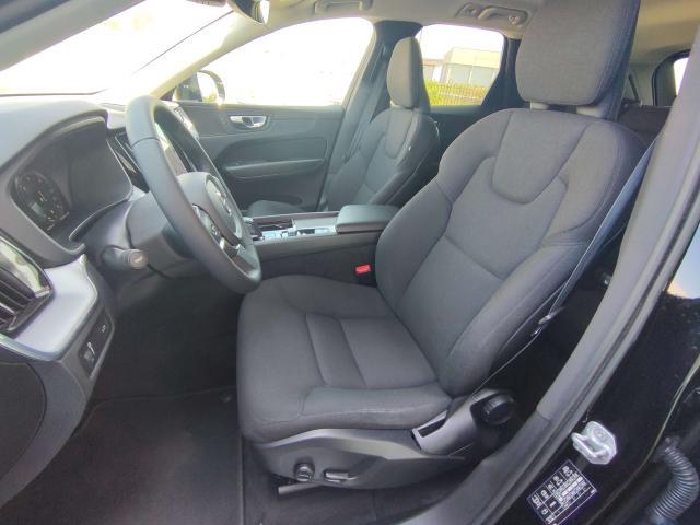Volvo XC60 XC60 2.0D B4 Momentum Pro AWD Auto. IVA deducibile