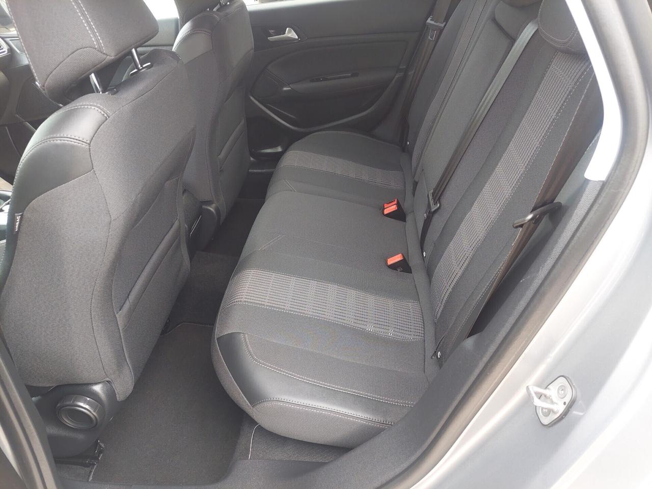 Peugeot 308 SW BlueHDi 130 S&S Allure
