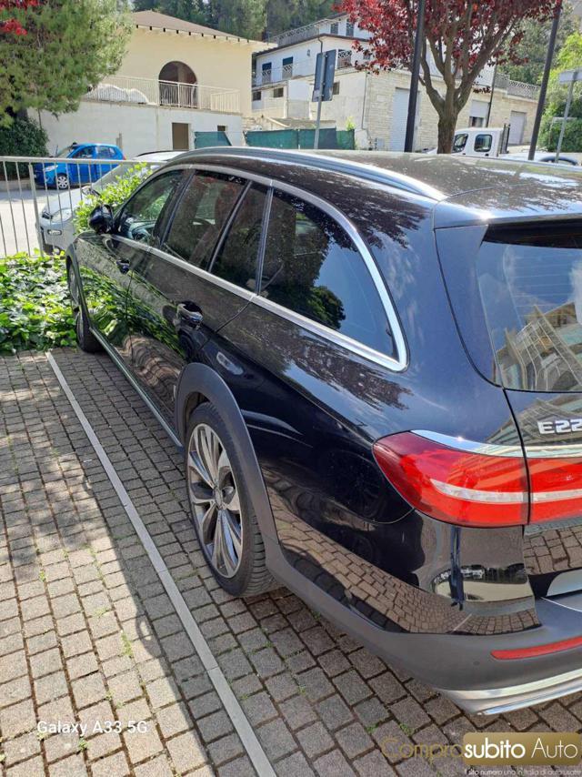 MERCEDES-BENZ E 220 d S.W. 4Matic Auto Premium All-Terrain