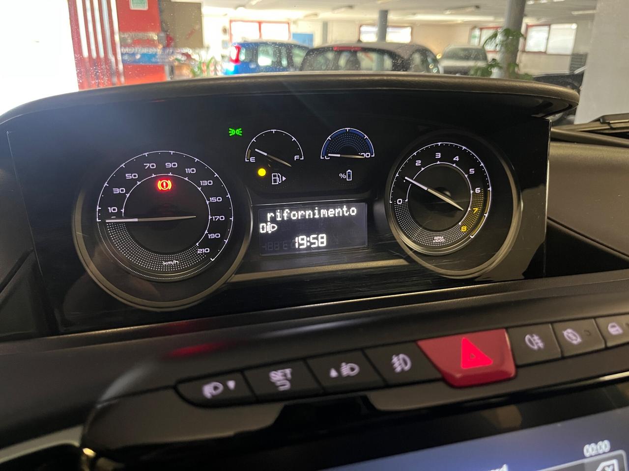 Lancia Ypsilon 1.0 FireFly 5 porte S&S Hybrid Platino