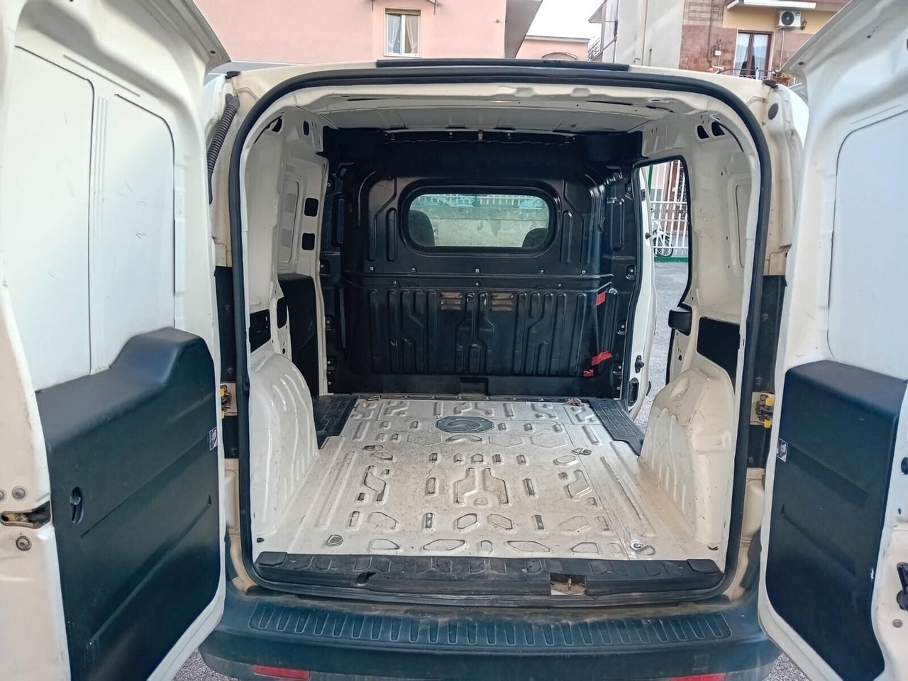 Fiat Doblo 1.3 MJT 90CV MOTORE NUOVO GARANTITO 12 MESI