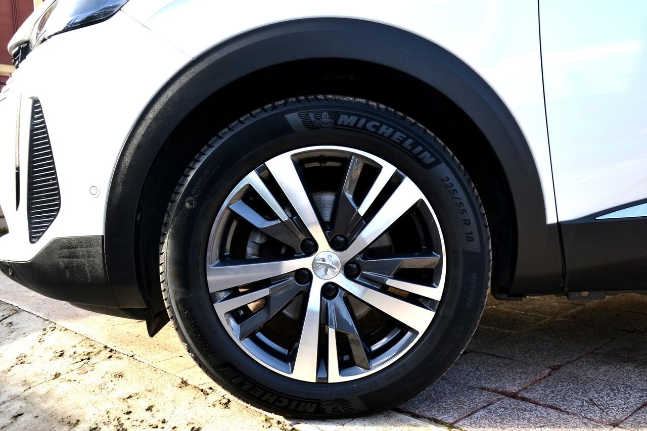 Peugeot 5008 1.5 HDi 130CV 7POSTI AUT.+NAV+LED+RCAM+PELLE+PDC