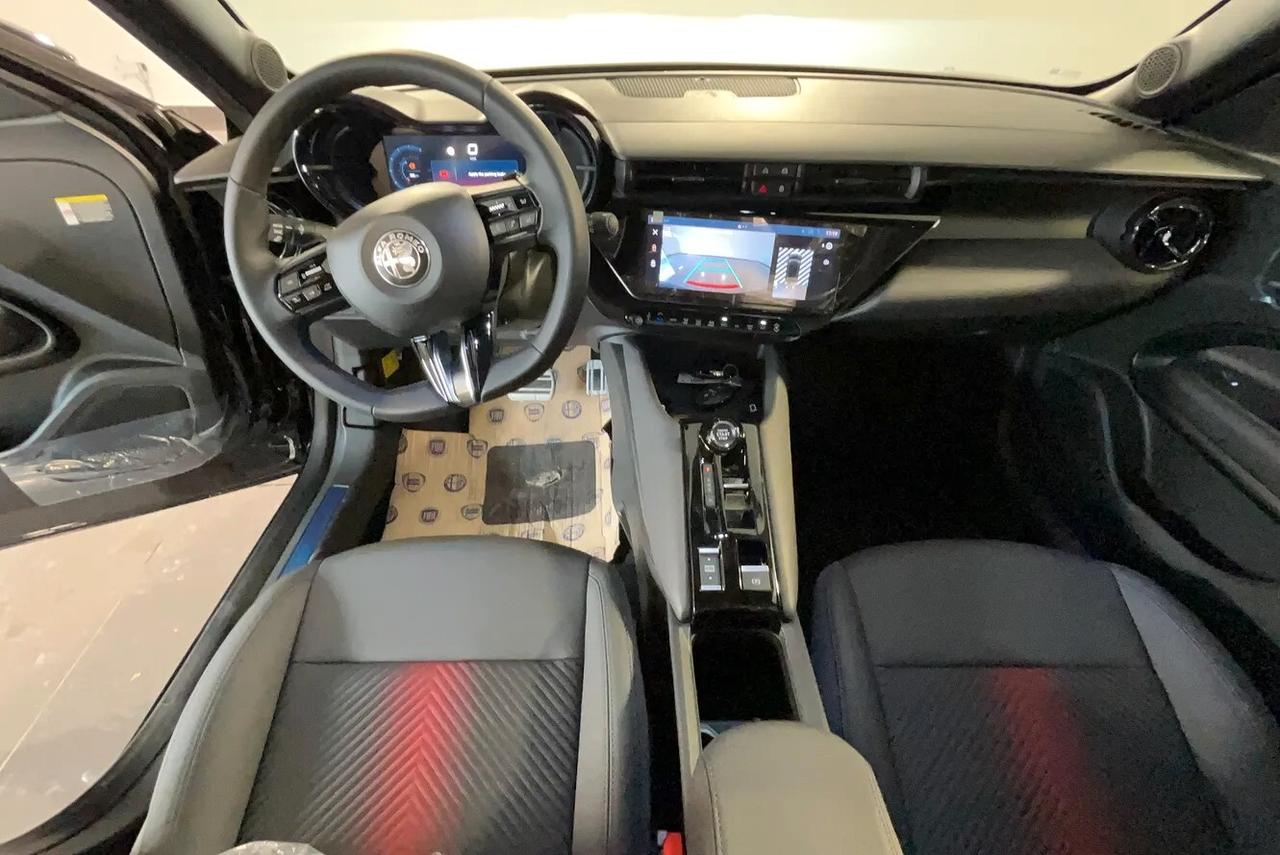 Alfa Romeo Junior 1.2 136 CV Hybrid eDCT6 Speciale