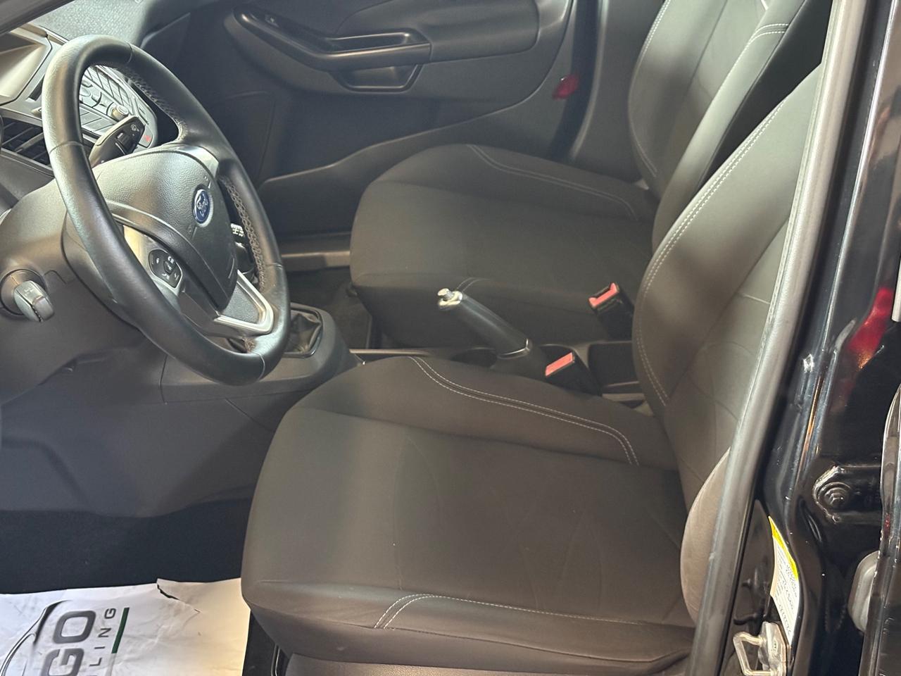Ford Fiesta 1.2 60CV 5 porte Titanium