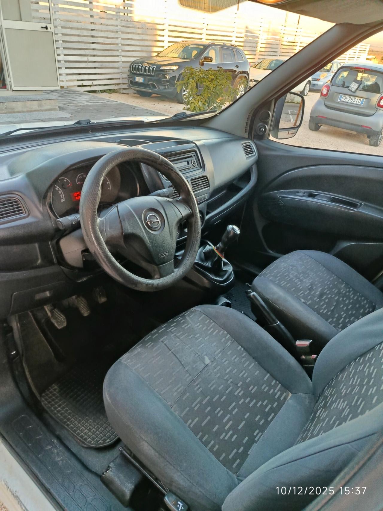 Opel Combo 1.3 CDTi 90CV PL-TN Blitz N1