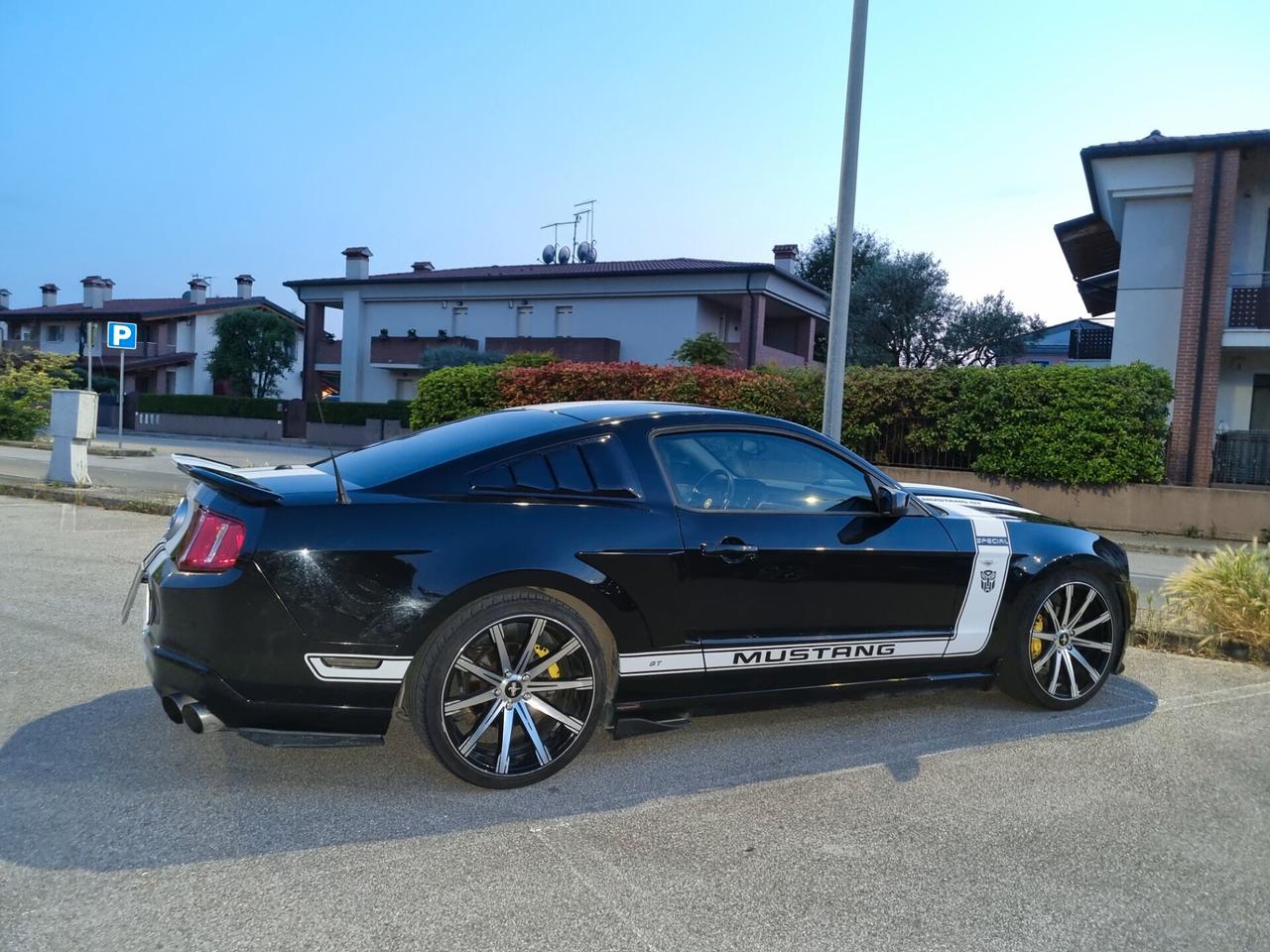 Ford Mustang 4.0cc V6 213cv NO SUPRBOLLO!!!!