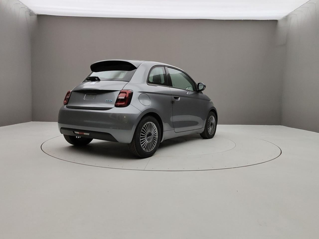 FIAT 500e 118CV 42KW 320KM