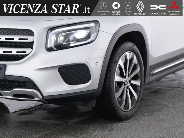 MERCEDES-BENZ GLB 180 d SPORT