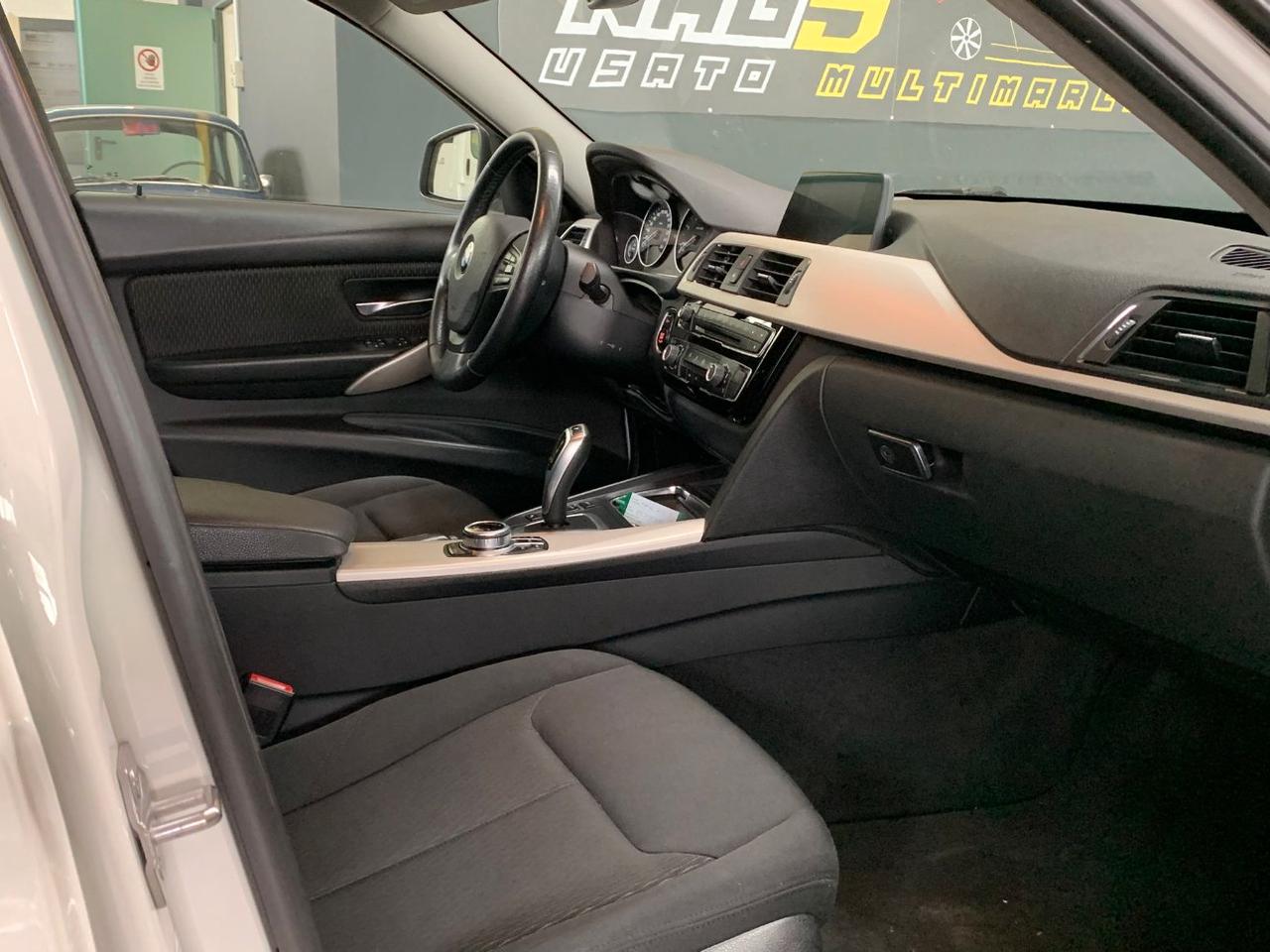 BMW 318 d Touring Business Advantage auto