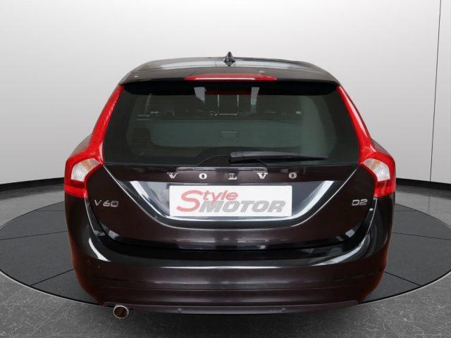 VOLVO V60 D2 Kinetic Certificata Pari al Nuovo