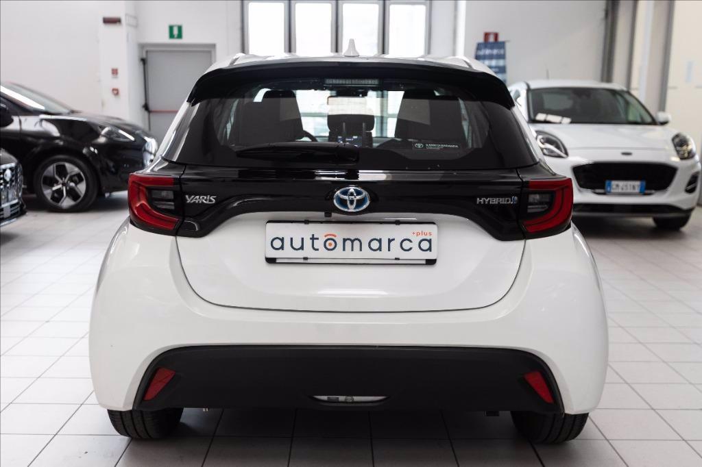 TOYOTA Yaris 1.5h Business del 2022