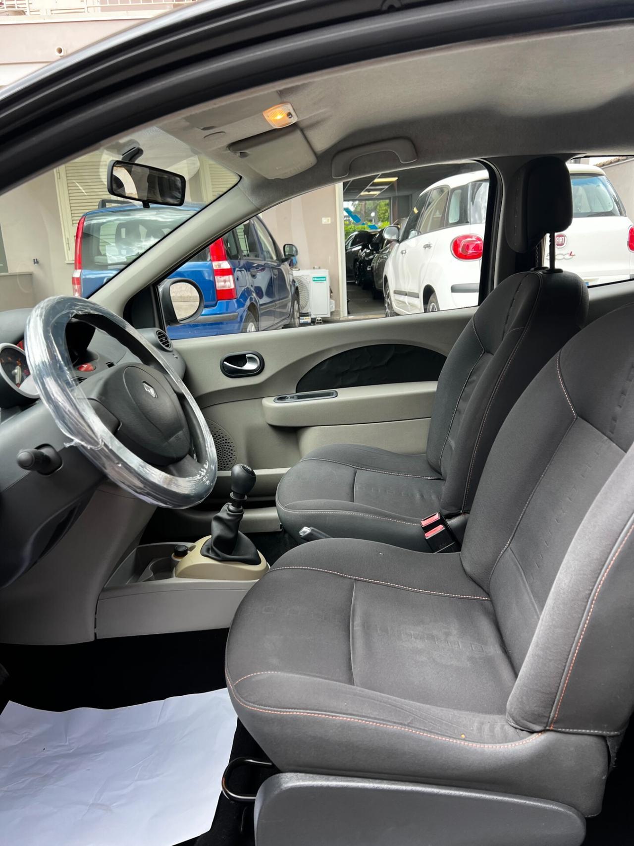 Renault Twingo 1.2 8V Confort neopatentati