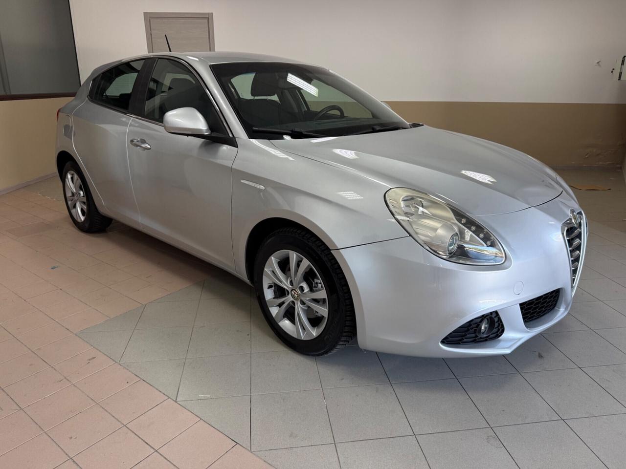 Alfa Romeo Giulietta 1.6 JTDm-2 105 CV Distinctive