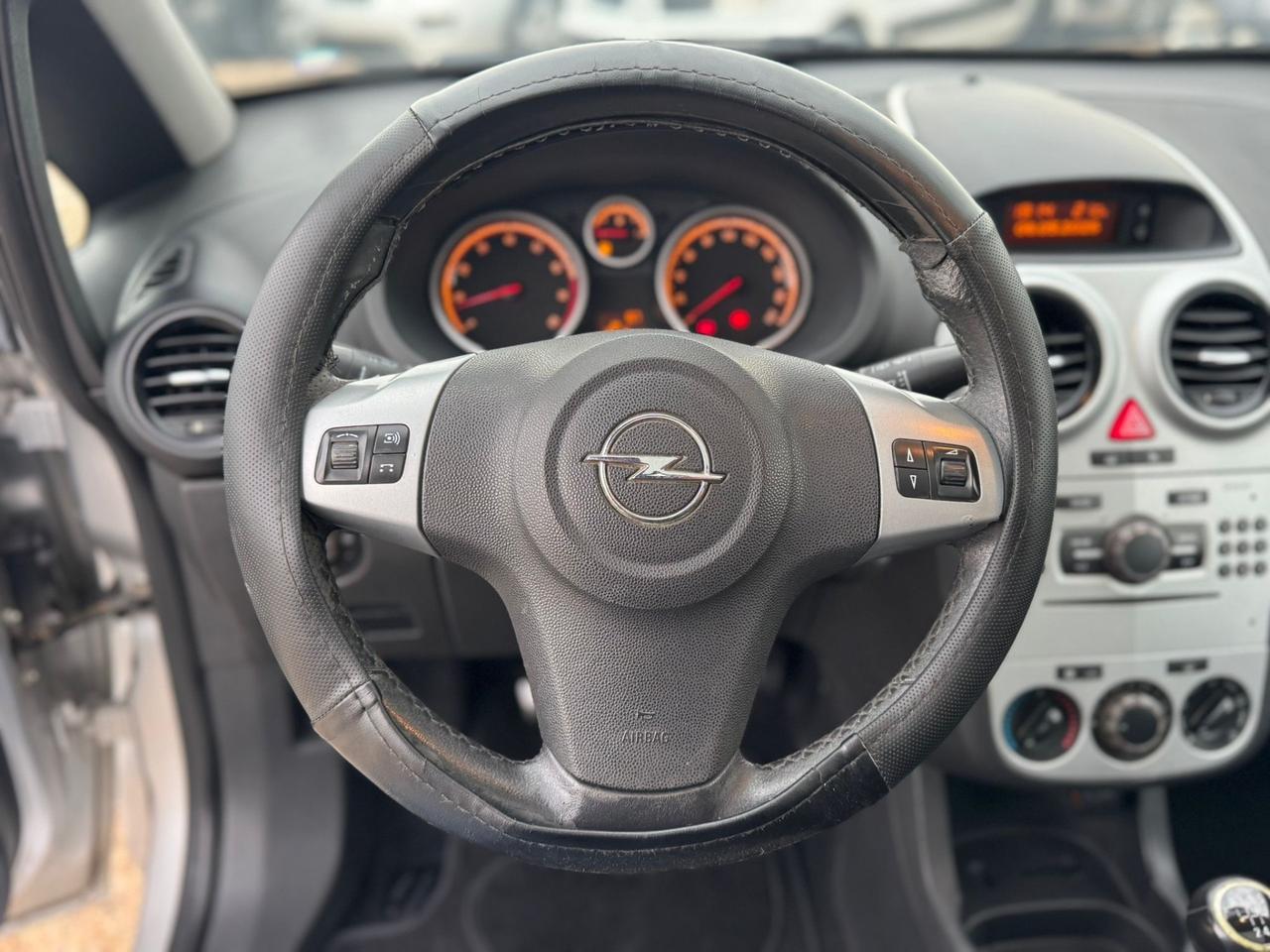Opel Corsa 1.2 3 porte Sport Neopatentati