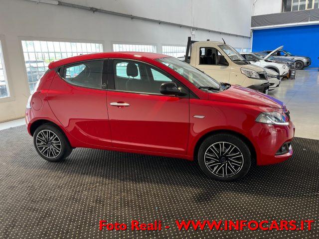LANCIA Ypsilon 1.0 FireFly 5p S&S Hybrid Ecochic Gold PROMO!