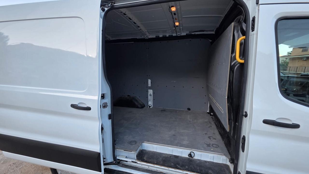 FORD TRANSIT 2.0 TDCI 170 CV FURGONE 2021 350 L2H2 TREND E6 4X4