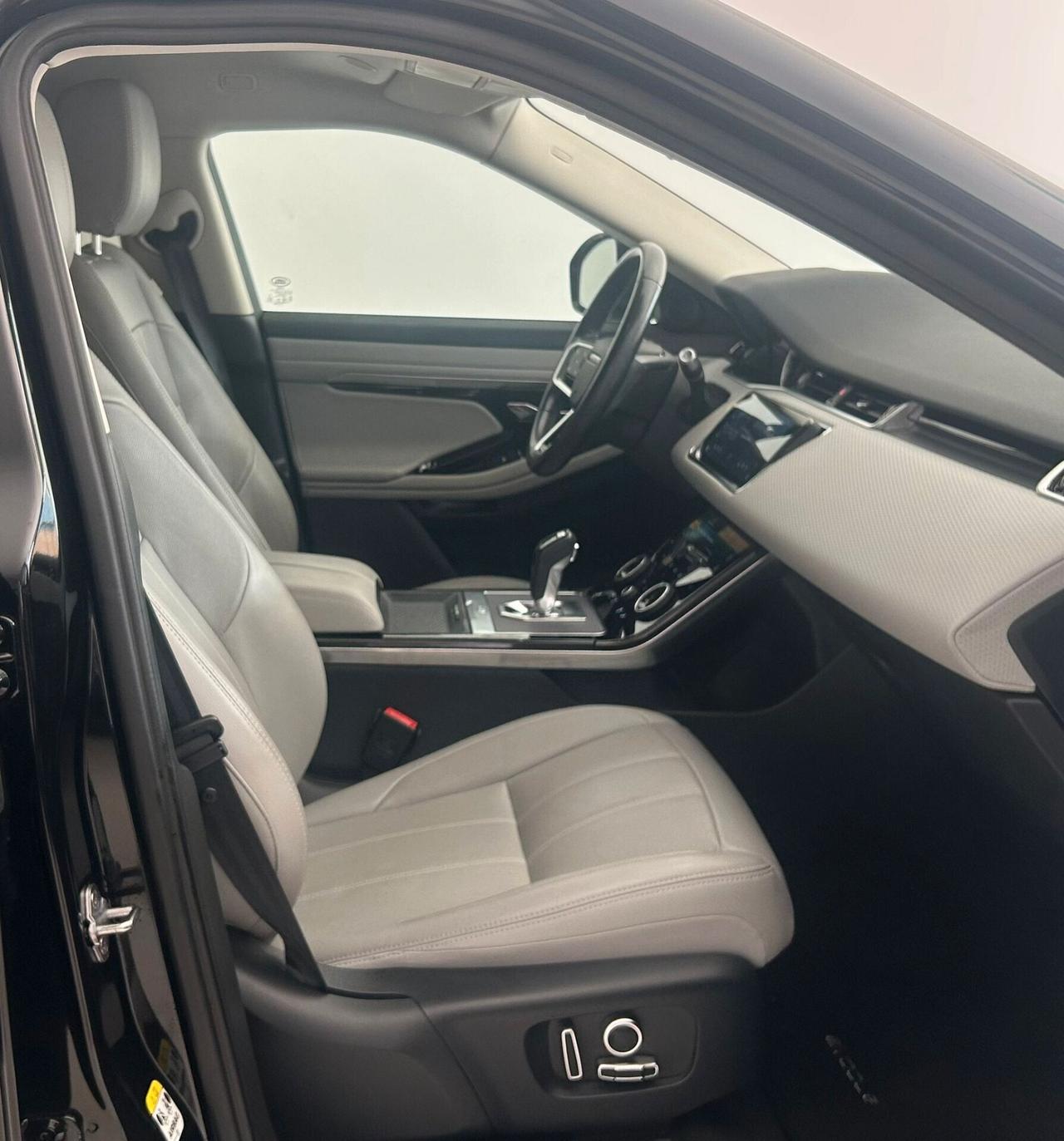 Land Rover Range Rover Evoque 1.5 I3 PHEV 300 CV AWD Auto S