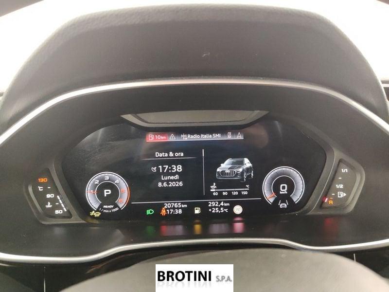 Audi Q3 35 TDI S tronic Identity Black