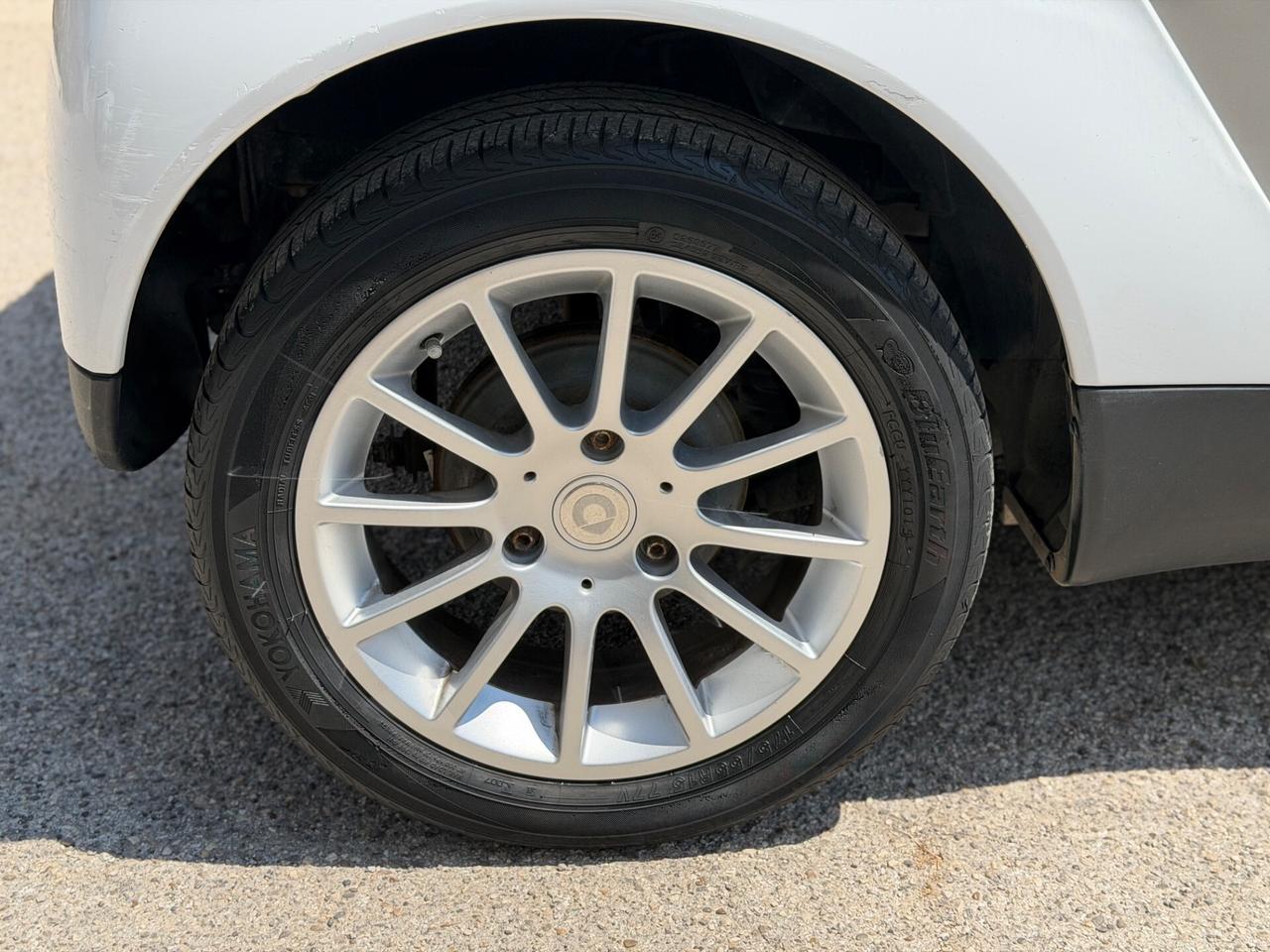 Smart ForTwo 1000 52 kW MHD coupé pure